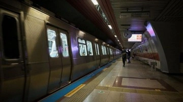 Yenikapı-Hacıosman metro seferlerinde aksama