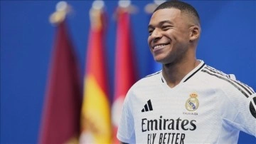 Yıldız futbolcu Mbappe, Caen Kulübünün çoğunluk hissesinin sahibi oldu