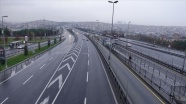 Yılın ilk günü İstanbul’da yollar boş kaldı