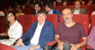 Yılmaz Erdoğan 'Ekşi Elmalar'ı sinemaseverlerle birlikte izledi