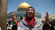 Yüz binlerce Filistinli Mescid-i Aksa'ya alınmadı