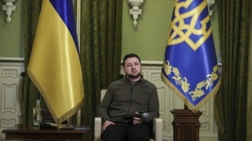 Zelenskiy, er ya da geç diyalog için Putin ile bir araya geleceğini söyledi