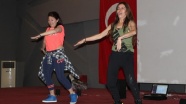 Zumba dansına katılmak isteyenler mama getirecek