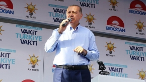 Cumhurbaşkanı Erdoğan: Vatan yansa, ateşinde ısınacak kadar gözü dönmüş bir muhalefetimiz var