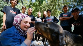 Bu okulda ilk ders hayvan sevgisi