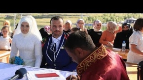 Denizi olmayan ilçede teknede nikah