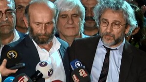 Dündar ve Gül, cezalandırıldıkları kararı da böyle küstahça değerlendirdi!