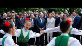 Gökoğuz Yeri’nde Bayraklar ve Halk Oyunları ile karşılama!