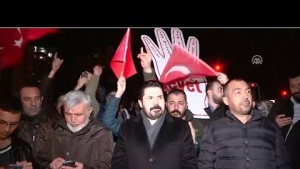 Hollanda’nın Ankara, İstanbul temsilcilikleri önünde protesto