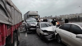 TEM otoyolunda zincirleme trafik kazası