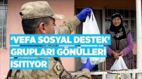 Hayırseverlerin desteğiyle hazırlanan &quot;Vefa&quot; kolileri sahiplerine teslim ediliyor